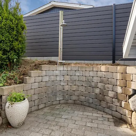 3 Bedroom Beautiful Home In Hejls * Hejls