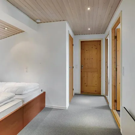 Three-bedroom In 하일스