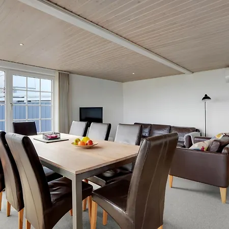 3 Bedroom Beautiful Home In Hejls * Hejls
