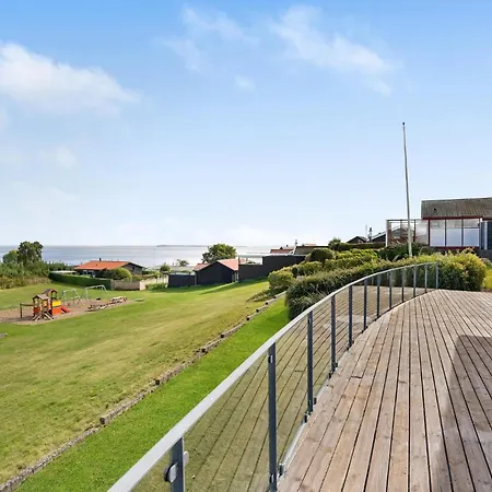 Cozy In With House Sea View